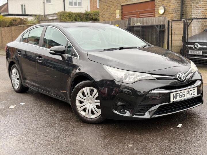 Toyota Avensis 1.6 D-4D Active Euro 6 (s/s) 4dr
