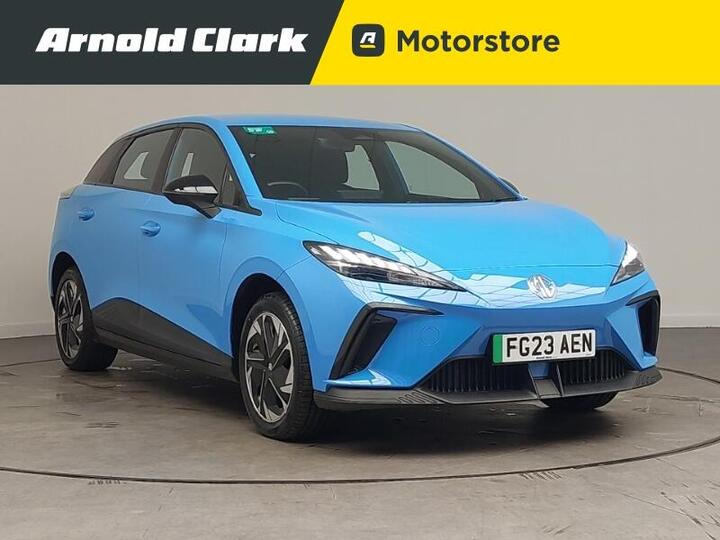 MG MG4 64kWh SE Long Range Auto 5dr