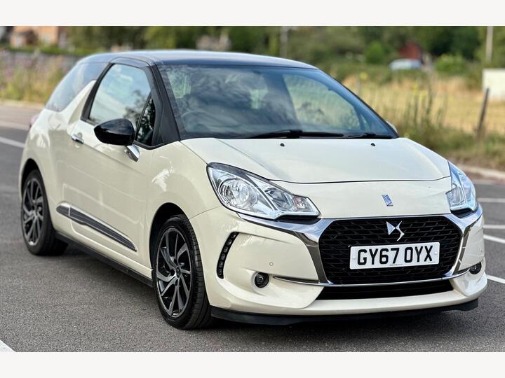 DS AUTOMOBILES DS 3 1.2 PureTech Parthenon Cream Euro 6 (s/s) 3dr DS AUTOMOBILES DS 3 1.2 PureTech Parthenon Cream Euro 6 (s/s) 3dr