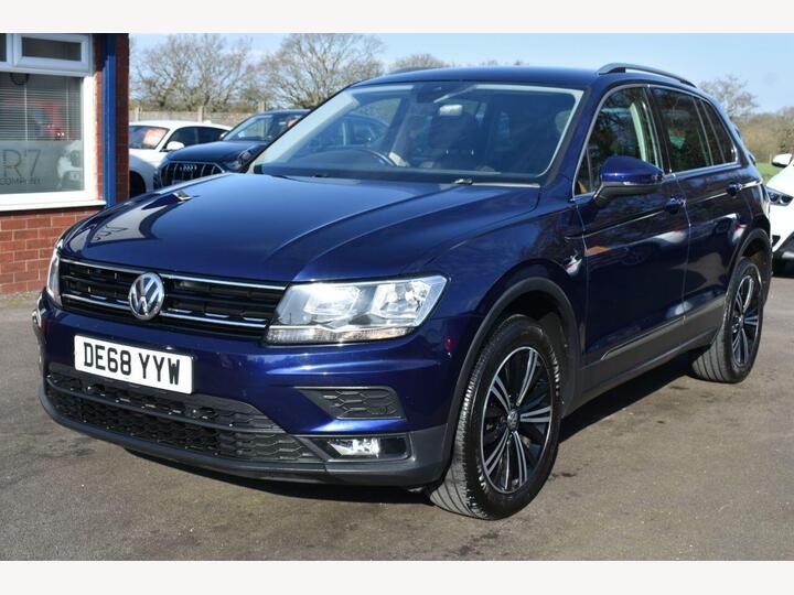 Volkswagen TIGUAN 2.0 TDI SE Navigation DSG 4Motion Euro 6 (s/s) 5dr
