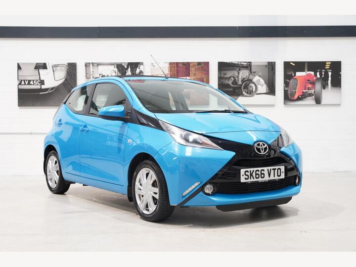 Toyota AYGO 1.0 VVT-i X-pression Euro 6 5dr