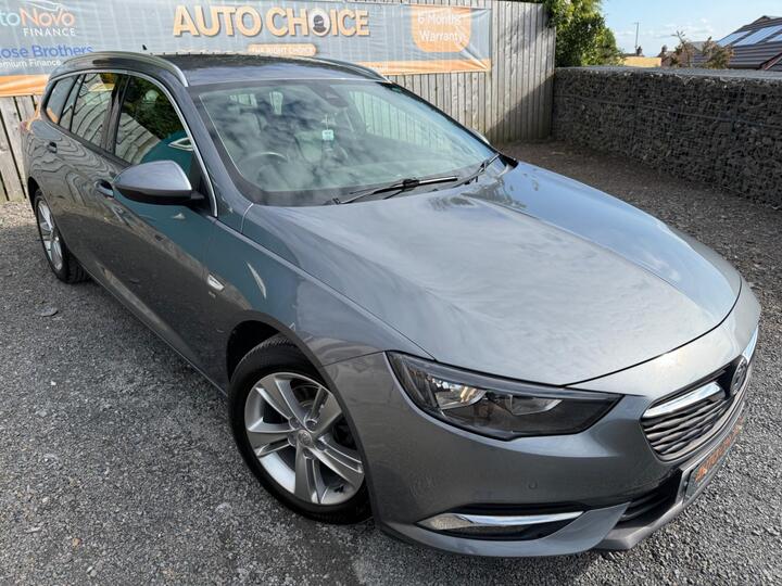Vauxhall Insignia 1.6 Turbo D BlueInjection SRi Nav Sports Tourer Euro 6 (s/s) 5dr Vauxhall Insignia 1.6 Turbo D BlueInjection SRi Nav Sports Tourer Euro 6 (s/s) 5dr