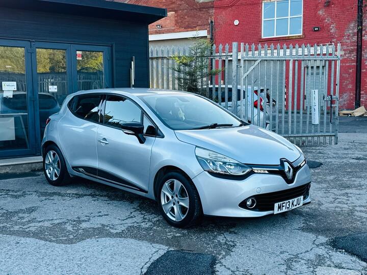 Renault Clio 1.2 16V Dynamique MediaNav Euro 5 5dr