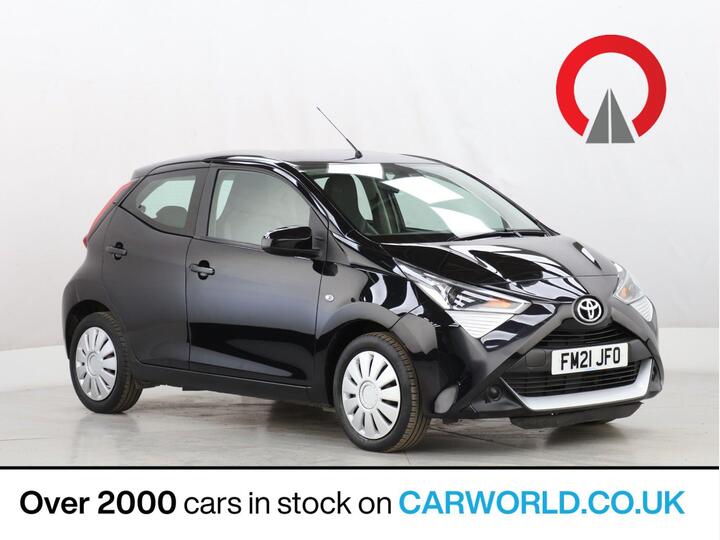 Toyota AYGO 1.0 VVT-i X-play Euro 6 (s/s) 5dr