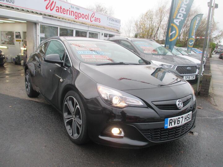 Vauxhall Astra GTC 1.4i Turbo Limited Edition Euro 6 (s/s) 3dr Vauxhall Astra GTC 1.4i Turbo Limited Edition Euro 6 (s/s) 3dr