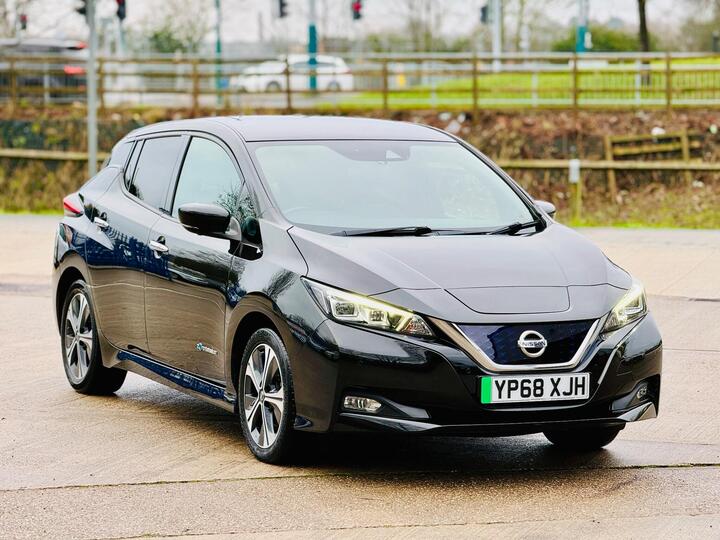 Nissan Leaf 40kWh Tekna Auto 5dr