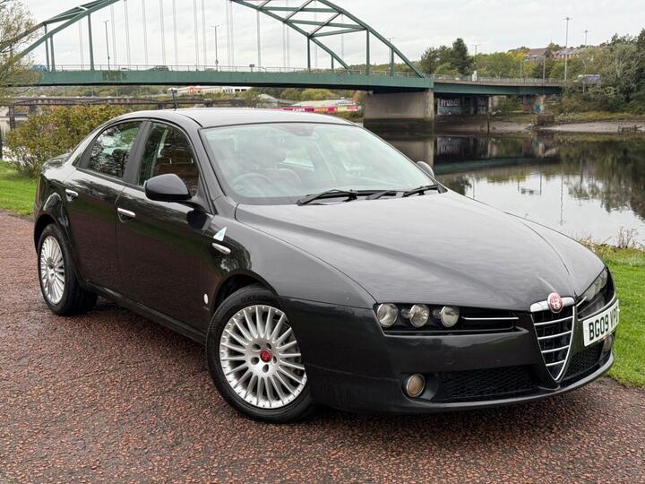 Alfa Romeo 159 1.9 JTDM 16V Lusso 4dr Alfa Romeo 159 1.9 JTDM 16V Lusso 4dr
