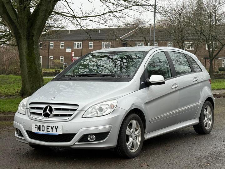 Mercedes-Benz B Class 1.5 B160 BlueEfficiency SE 5dr Mercedes-Benz B Class 1.5 B160 BlueEfficiency SE 5dr