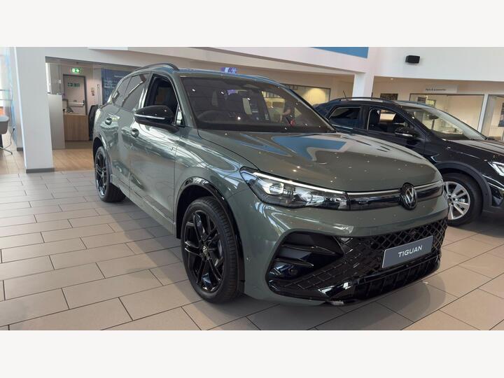 Volkswagen Tiguan 2.0 TSI Black Edition DSG 4Motion Euro 6 (s/s) 5dr
