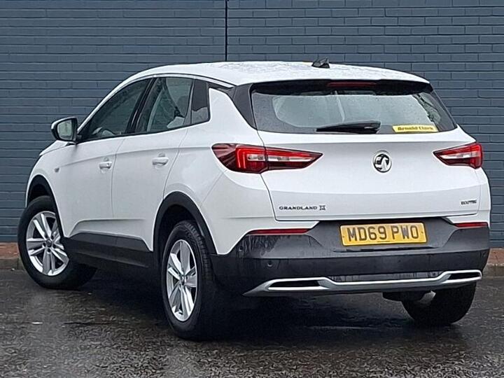 Vauxhall Grandland X 1.2 Turbo Business Edition Nav Euro 6 (s/s) 5dr