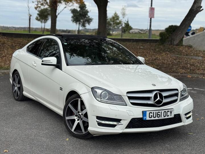 Mercedes-Benz C Class 1.8 C250 BlueEfficiency AMG Sport G-Tronic+ Euro 5 (s/s) 2dr Mercedes-Benz C Class 1.8 C250 BlueEfficiency AMG Sport G-Tronic+ Euro 5 (s/s) 2dr