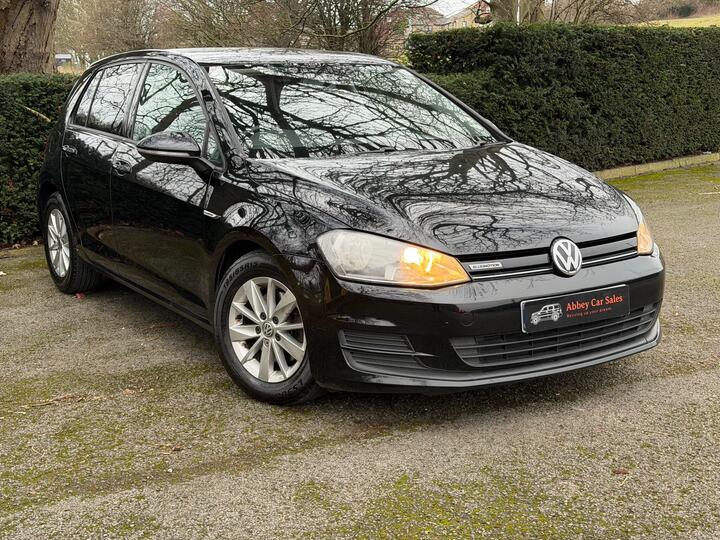 Volkswagen Golf 1.6 TDI BlueMotion Euro 5 (s/s) 5dr