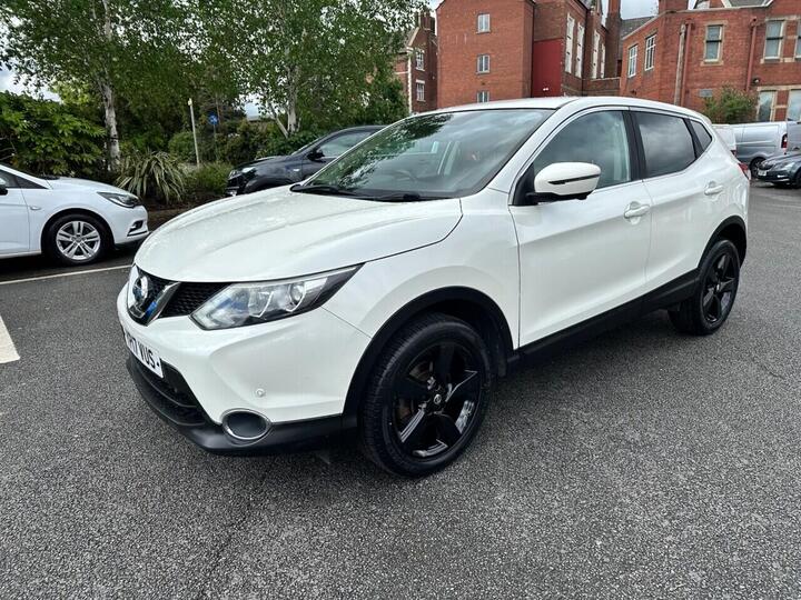 Nissan QASHQAI 1.5 DCi N-Connecta 2WD Euro 6 (s/s) 5dr