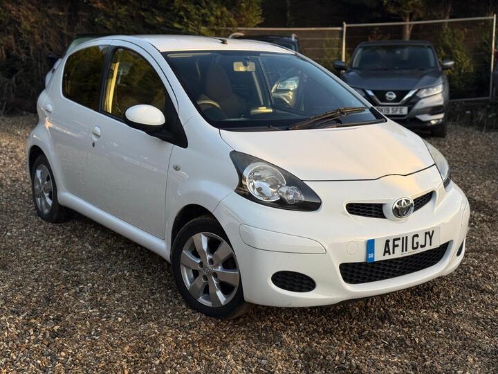 Toyota AYGO 1.0 VVT-i Go Euro 5 5dr