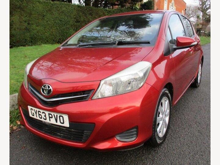 Toyota Yaris 1.33 Dual VVT-i TR Euro 5 5dr Toyota Yaris 1.33 Dual VVT-i TR Euro 5 5dr