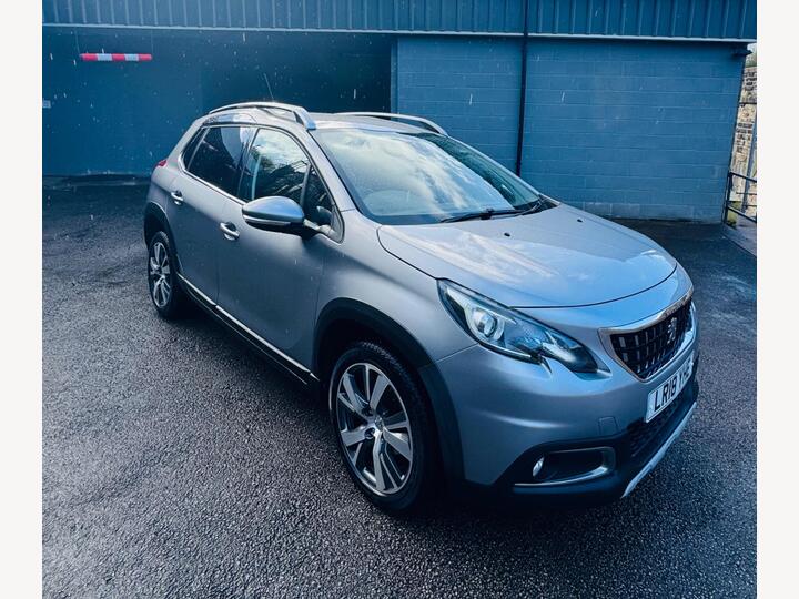 Peugeot 2008 1.2 PureTech Allure Euro 6 (s/s) 5dr Peugeot 2008 1.2 PureTech Allure Euro 6 (s/s) 5dr