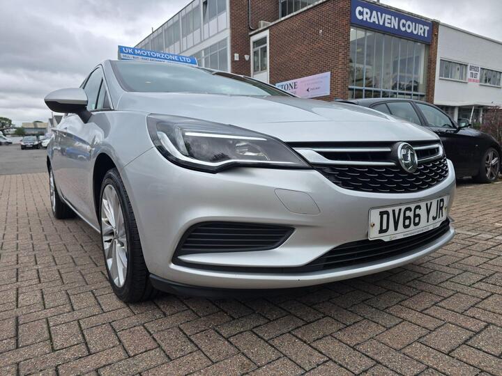 Vauxhall Astra 1.4i Turbo Tech Line Euro 6 5dr
