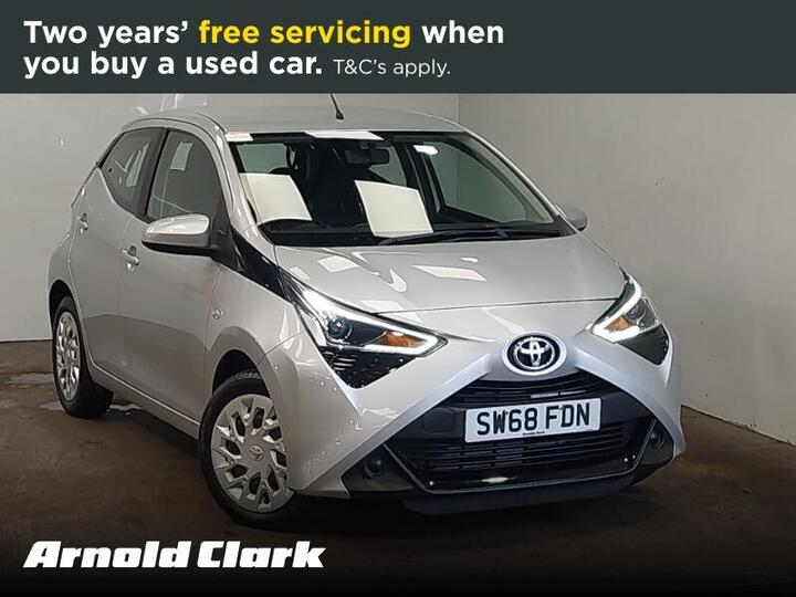 Toyota AYGO 1.0 VVT-i X-play Euro 6 5dr
