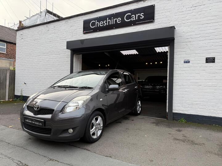 Toyota Yaris 1.33 Dual VVT-i TR Euro 4 (s/s) 5dr