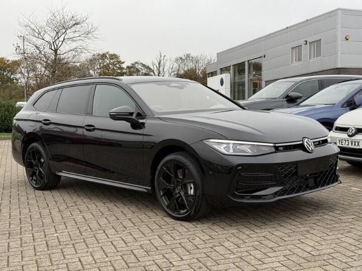 Volkswagen PASSAT 1.5 TSI EHybrid 19.7kWh R-Line DSG Euro 6 (s/s) 5dr