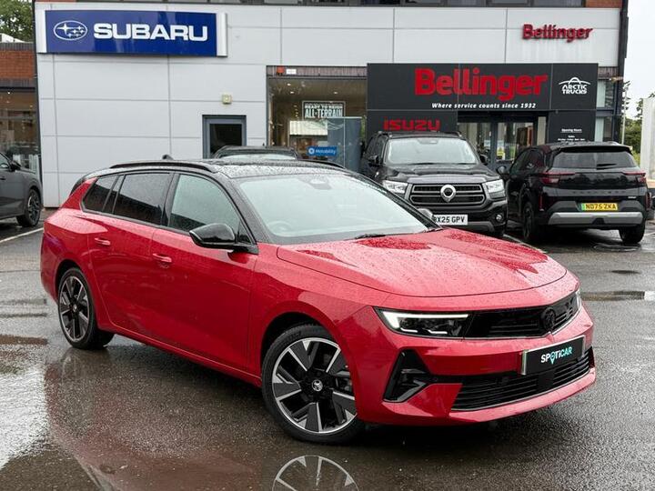 Vauxhall Astra Electric 54kWh Ultimate Sports Tourer Auto 5dr