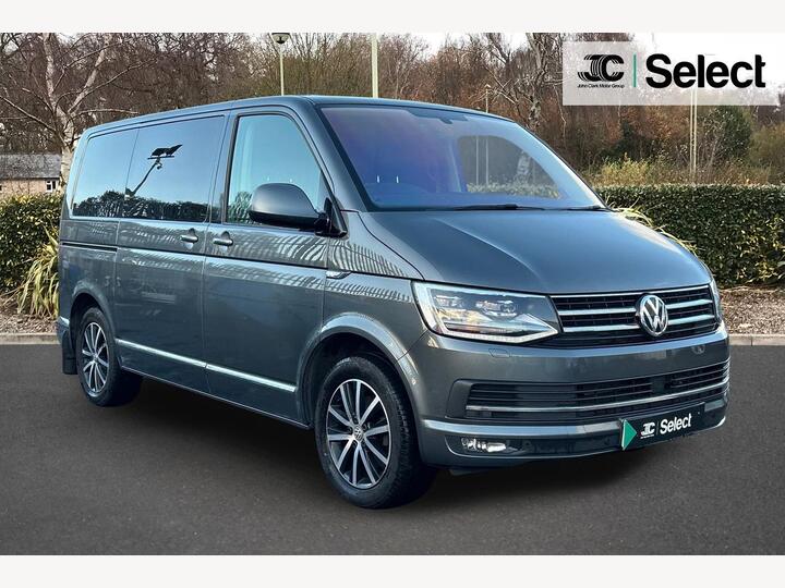 Volkswagen Caravelle 2.0 TDI BlueMotion Tech Executive DSG Euro 6 (s/s) 5dr Volkswagen Caravelle 2.0 TDI BlueMotion Tech Executive DSG Euro 6 (s/s) 5dr