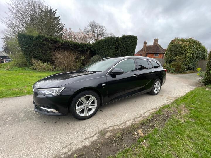 Vauxhall Insignia 1.6 Turbo D EcoTEC BlueInjection Elite Nav Sports Tourer Euro 6 (s/s) 5dr Vauxhall Insignia 1.6 Turbo D EcoTEC BlueInjection Elite Nav Sports Tourer Euro 6 (s/s) 5dr