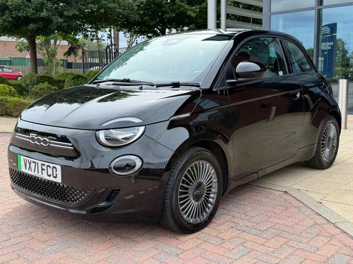 Fiat 500e 42kWh Icon Auto 3dr