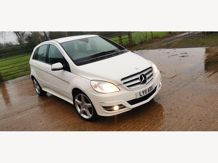 Mercedes-Benz B Class 1.5 B160 Sport CVT 5dr