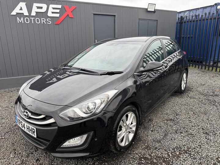 Hyundai I30 1.6 CRDi Blue Drive Style Nav Euro 5 (s/s) 5dr Hyundai I30 1.6 CRDi Blue Drive Style Nav Euro 5 (s/s) 5dr