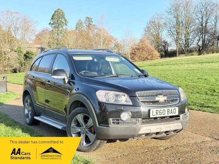 Chevrolet Captiva 2.0 VCDi LTZ Auto 4WD Euro 4 5dr (7 Seats) Chevrolet Captiva 2.0 VCDi LTZ Auto 4WD Euro 4 5dr (7 Seats)