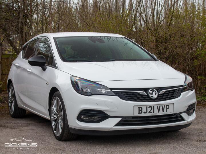Vauxhall Astra 1.2 Turbo Griffin Edition Euro 6 (s/s) 5dr Vauxhall Astra 1.2 Turbo Griffin Edition Euro 6 (s/s) 5dr
