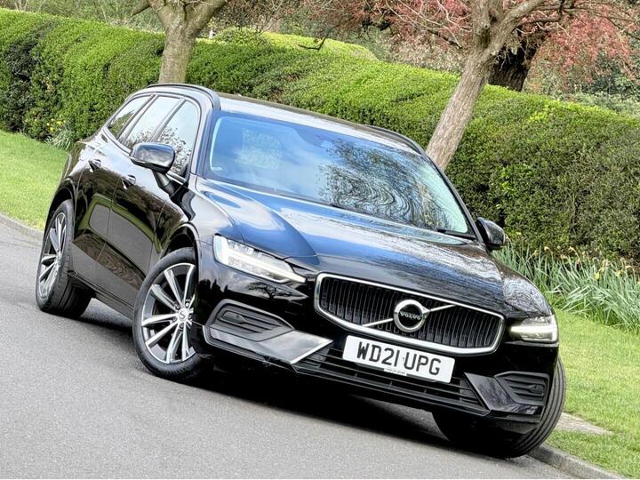 Volvo V60 2.0 B3 MHEV Momentum Auto Euro 6 (s/s) 5dr