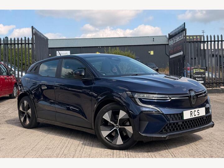 Renault MEGANE E-TECH 60kWh Equilibre Auto 5dr (optimum Charge)