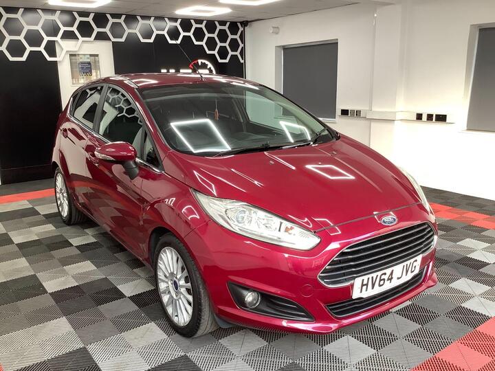 Ford Fiesta 1.0T EcoBoost Titanium Euro 5 (s/s) 5dr