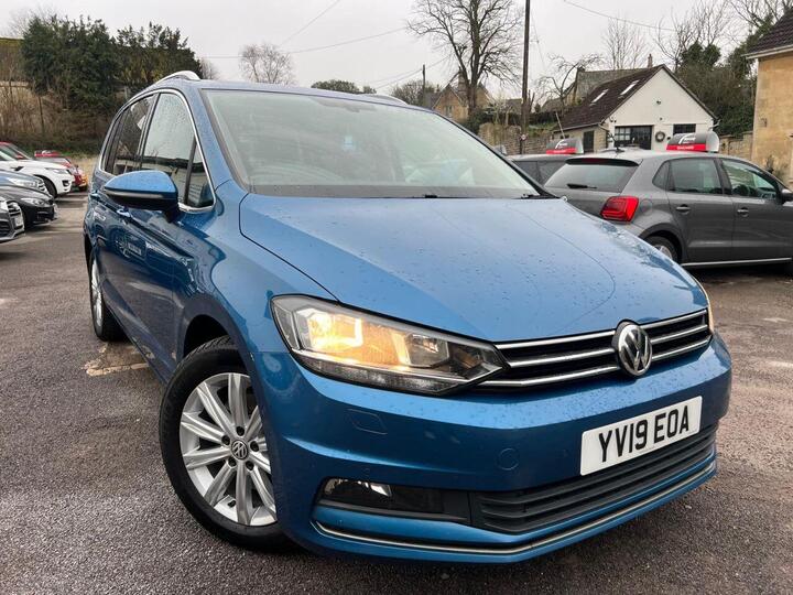Volkswagen TOURAN 1.5 TSI EVO SEL DSG Euro 6 (s/s) 5dr Volkswagen TOURAN 1.5 TSI EVO SEL DSG Euro 6 (s/s) 5dr
