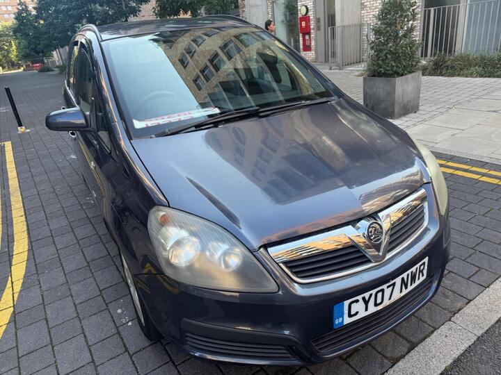 Vauxhall Zafira 1.6 Life Euro 4 5dr Vauxhall Zafira 1.6 Life Euro 4 5dr