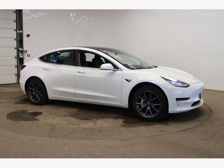 Tesla Model 3 Standard Range Plus Auto RWD 4dr