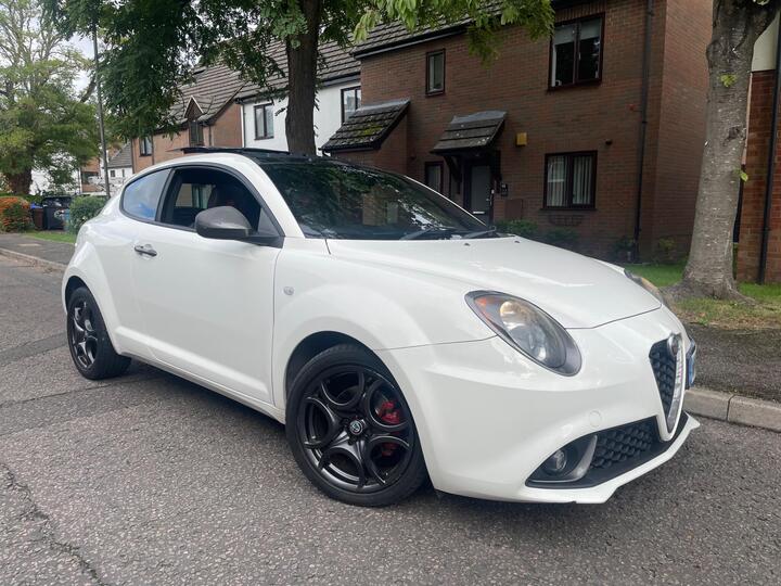 Alfa Romeo MiTo 1.3 JTDM-2 Speciale Euro 6 (s/s) 3dr