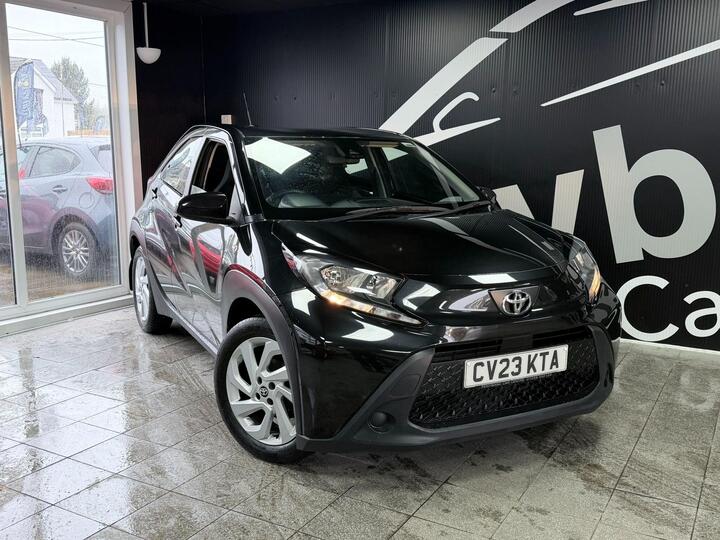 Toyota Aygo X 1.0 VVT-i Pure Euro 6 (s/s) 5dr Toyota Aygo X 1.0 VVT-i Pure Euro 6 (s/s) 5dr