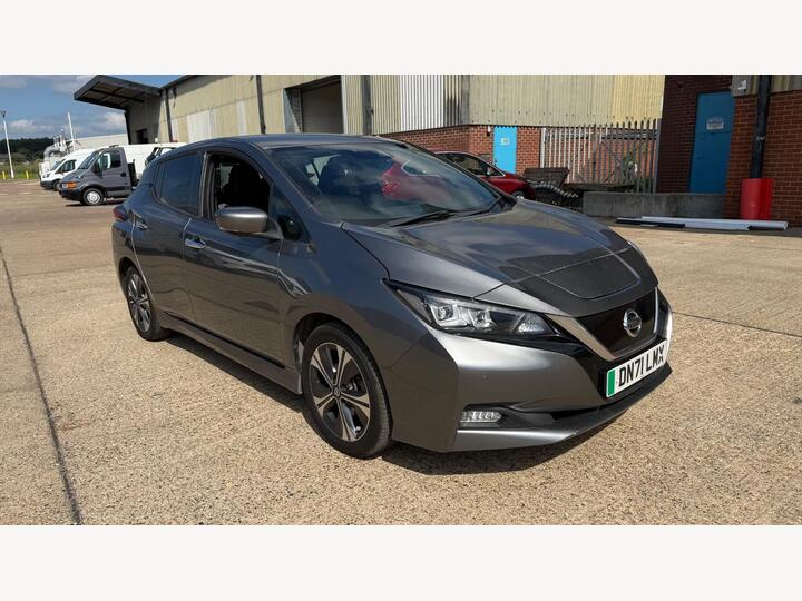 Nissan Leaf 40kWh Tekna Auto 5dr
