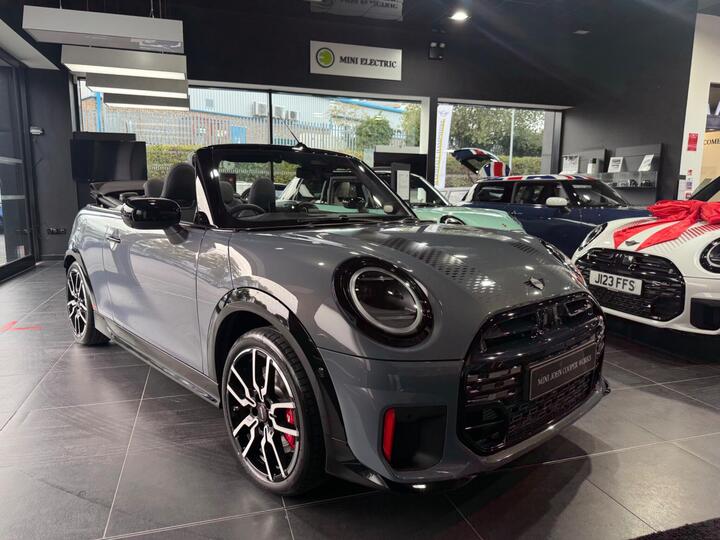 MINI Cooper Convertible 2.0 John Cooper Works Steptronic Euro 6 (s/s) 2dr