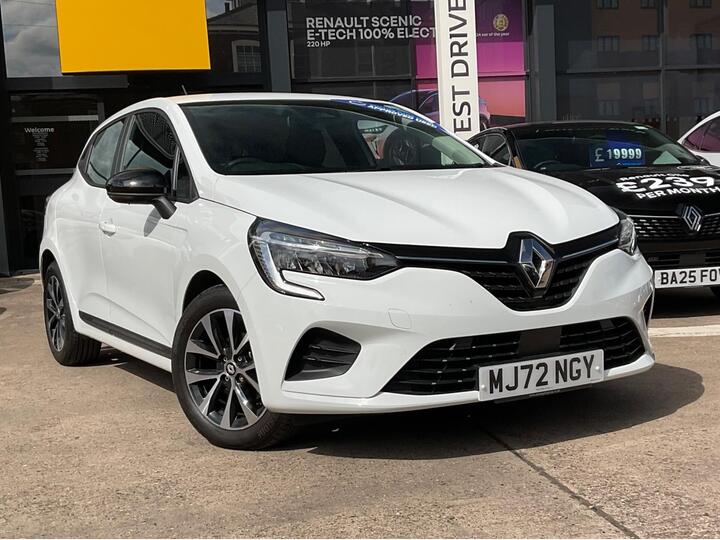 Renault Clio 1.0 TCe Evolution Euro 6 (s/s) 5dr Renault Clio 1.0 TCe Evolution Euro 6 (s/s) 5dr