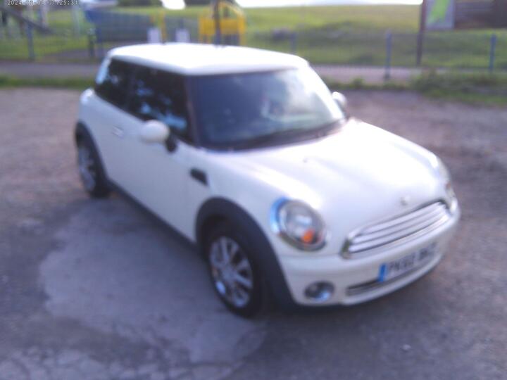 MINI Hatch 1.6 First Euro 5 3dr