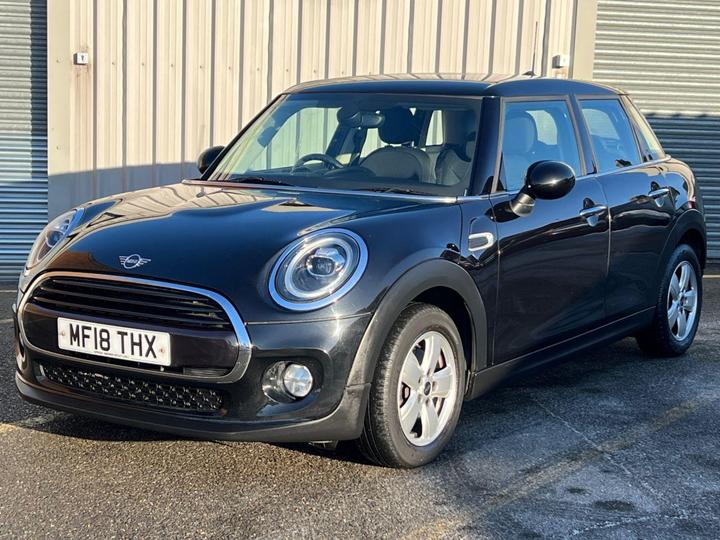 MINI HATCH 1.5 Cooper Euro 6 (s/s) 5dr