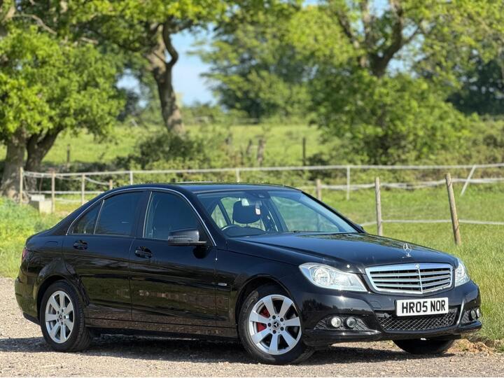 Mercedes-Benz C Class 1.8 C180 BlueEfficiency SE Edition 125 G-Tronic+ Euro 5 (s/s) 4dr