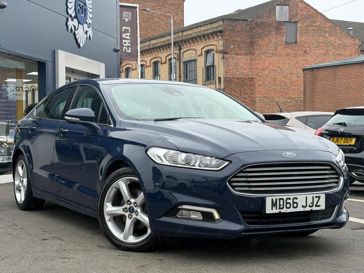 Ford Mondeo 2.0 TDCi Titanium Euro 6 (s/s) 5dr