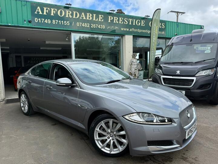 Jaguar XF 2.2d Luxury Auto Euro 5 (s/s) 4dr