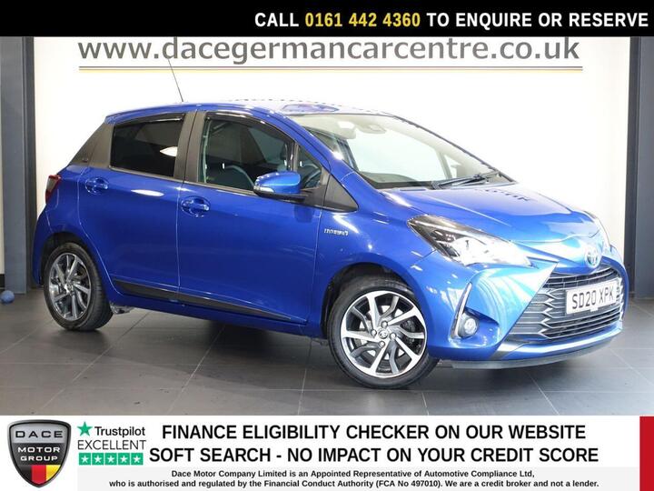 Toyota YARIS 1.5 VVT-h Y20 Bi-tone E-CVT Euro 6 (s/s) 5dr