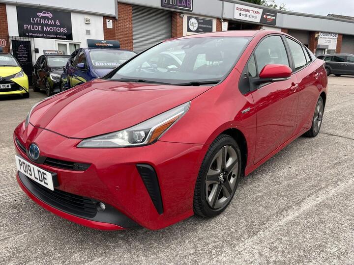 Toyota Prius 1.8 VVT-h Excel CVT Euro 6 (s/s) 5dr (15in Alloy)